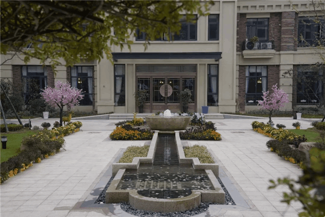 实景图立成地产联盟绿城物业,为林州精英人士奉献星级品质家,临近学校