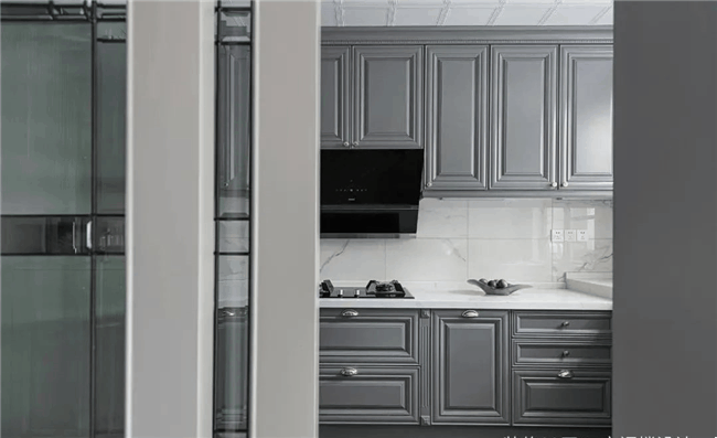 迦南美地三代六口之家简美轻奢三层联排